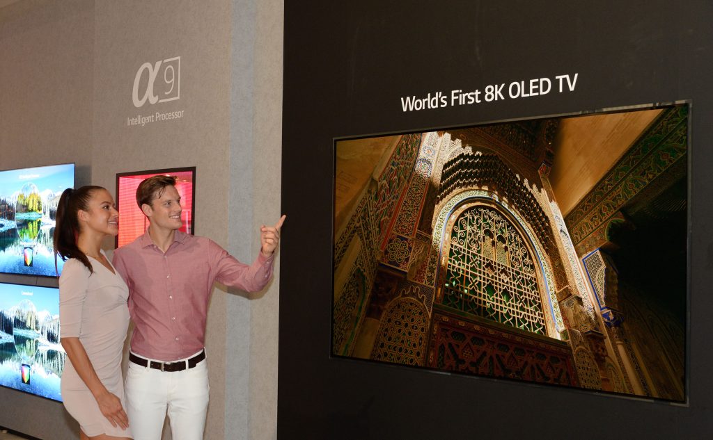 primera televisión oled 8k lg
