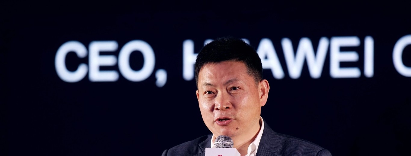 Richar Yu, CEO de Huawei, afirma que el el P40 podria llegar con HarmonyOS.
