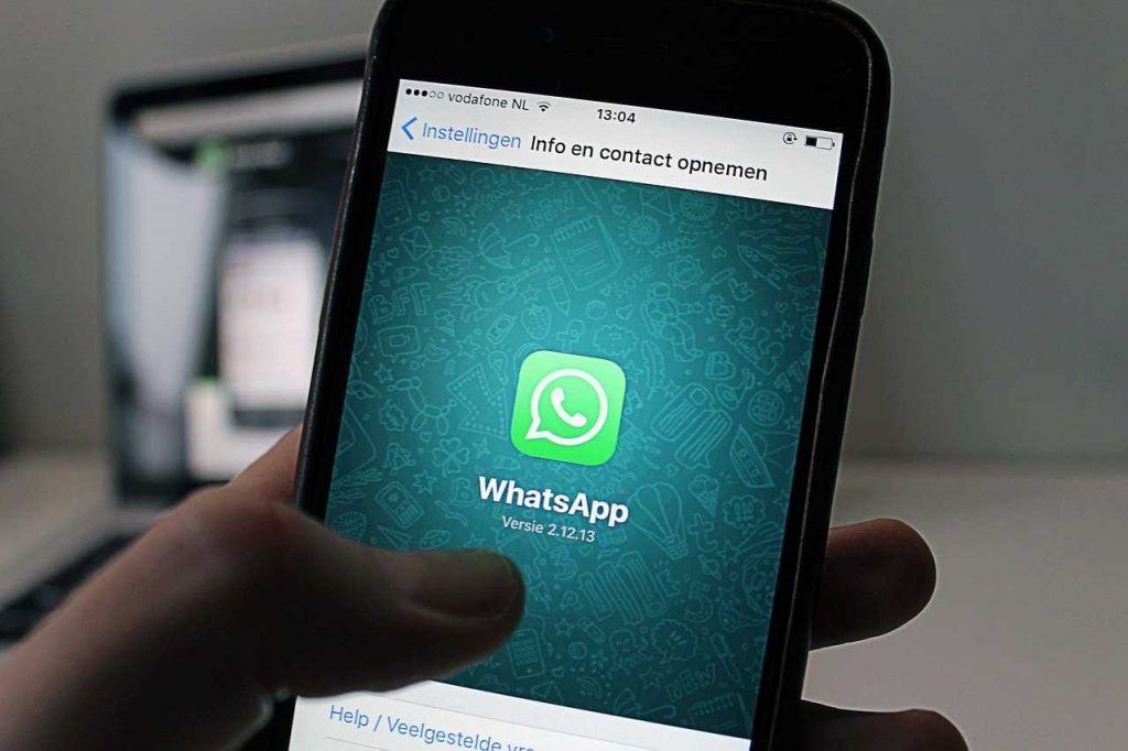 WhatsApp ocultar "En línea"