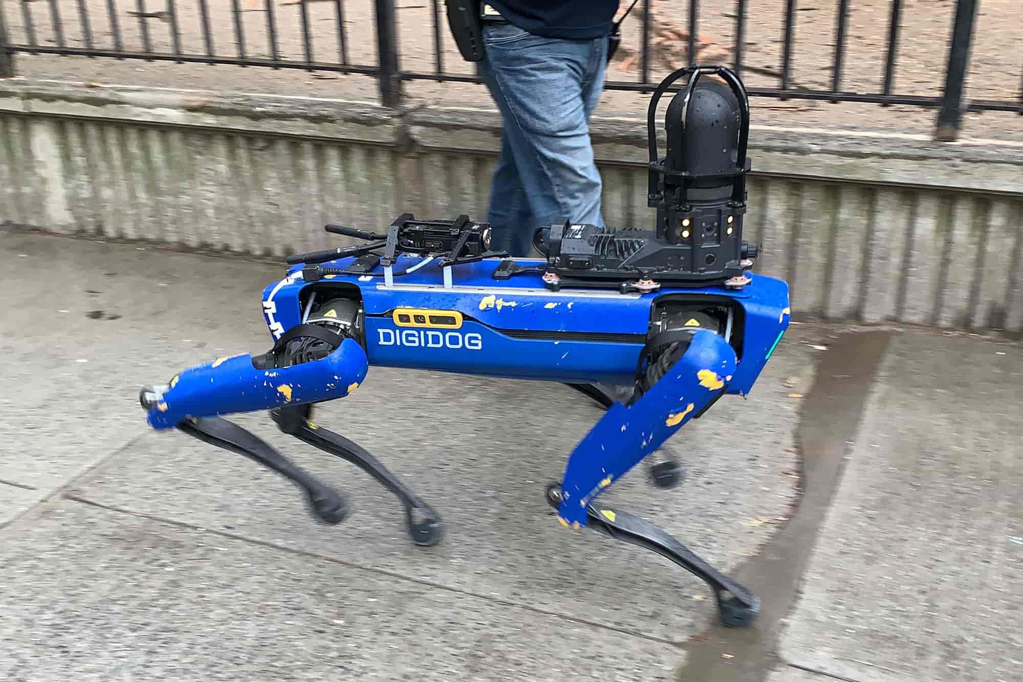 regresa el Robodog de Boston Dynamics