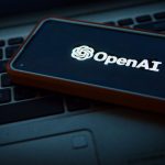 OpenAI conecta ChatGPT a la web añadiendo plugins