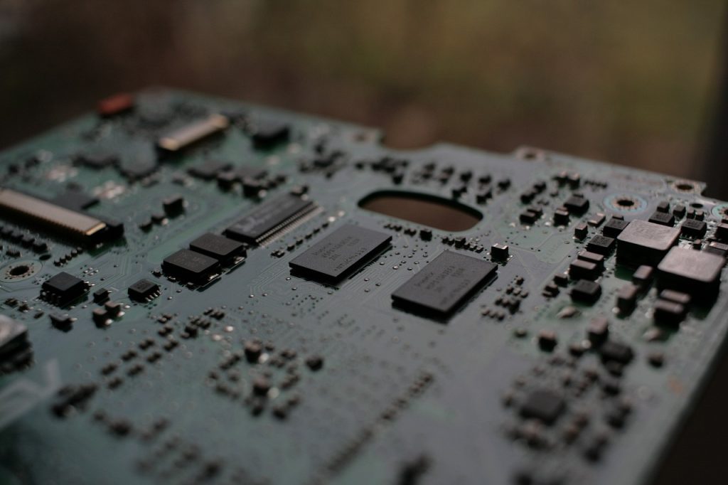 Cisco presenta chips de red diseñados para impulsar la IA generativa.