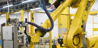 Amazon - Covariant para integrar robots impulsados por IA